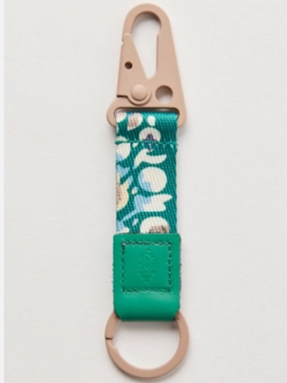 NWT FP MOVEMENT BY FREE PEOPLE X THREAD KEYCHAIN